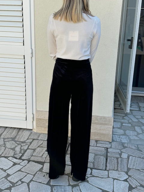 Pantalone in Ciniglia Civico 1